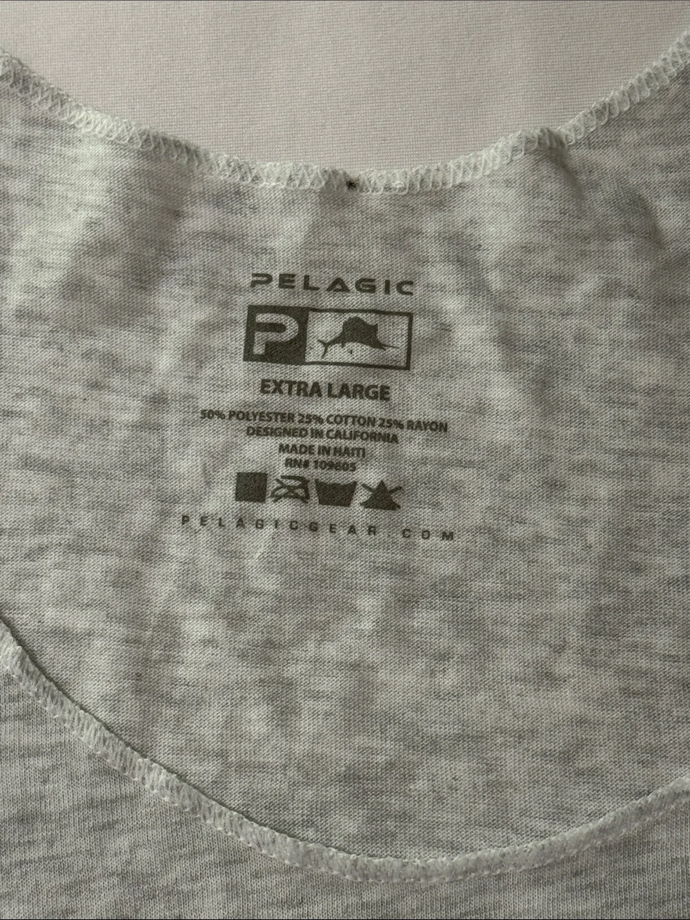 Pelagic Light Heather Gray Tank with Navy Sailfish Graphic Size XL NWT - Picture 2 of 6